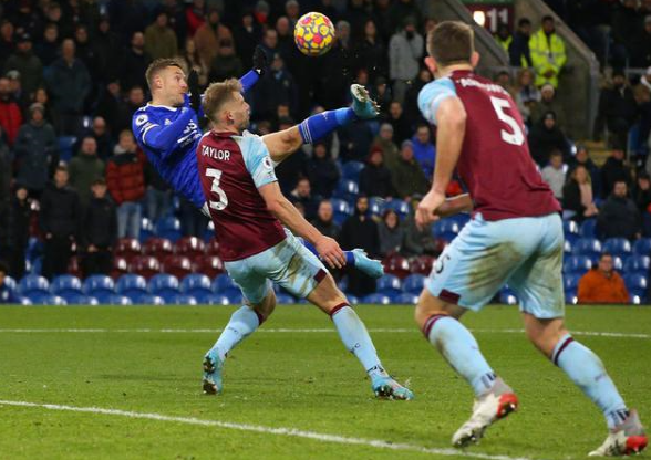  麦迪逊传射建功，莱斯特城主场击退伯恩利  